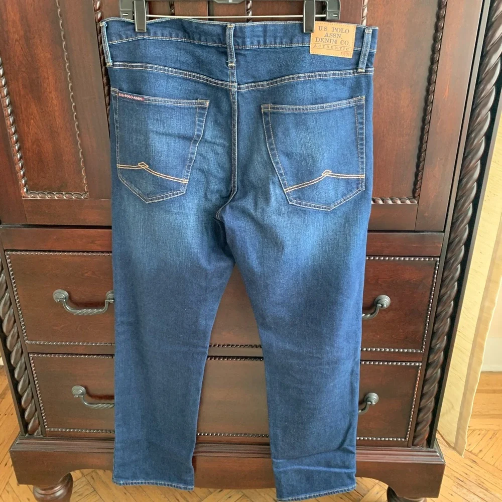 US Polo Assn USPA Men’s Jeans Straight Leg 36W 32L cotton stretch NWOT gold pony